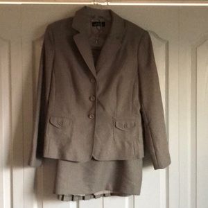 Giorgio Sant' Angelo Herringbone Suit Kick Pleats